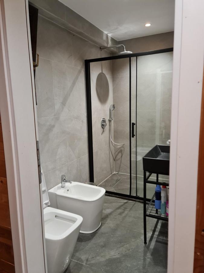 Rrushkull  Isea Wood Villa מראה חיצוני תמונה