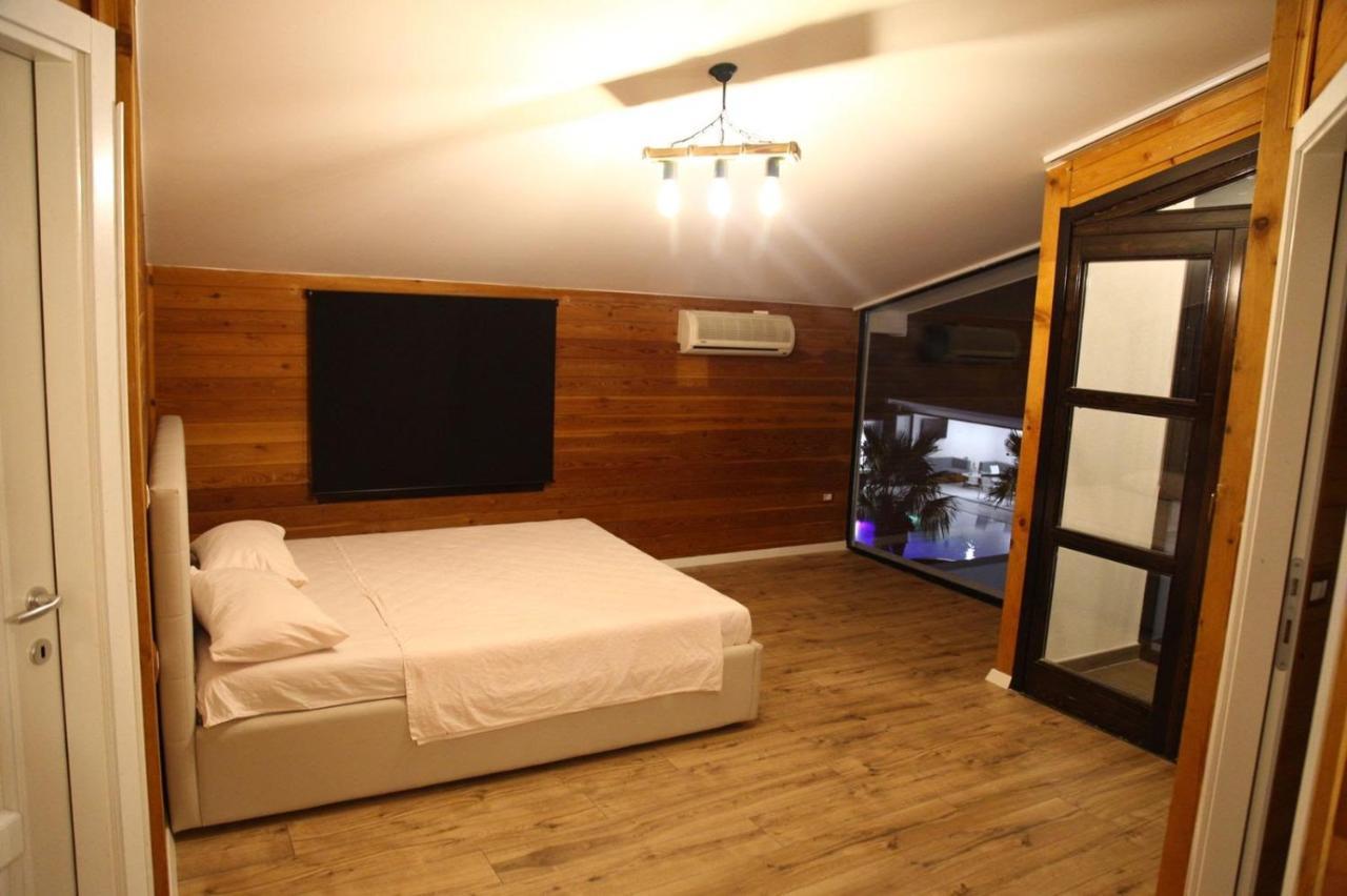 Rrushkull  Isea Wood Villa מראה חיצוני תמונה